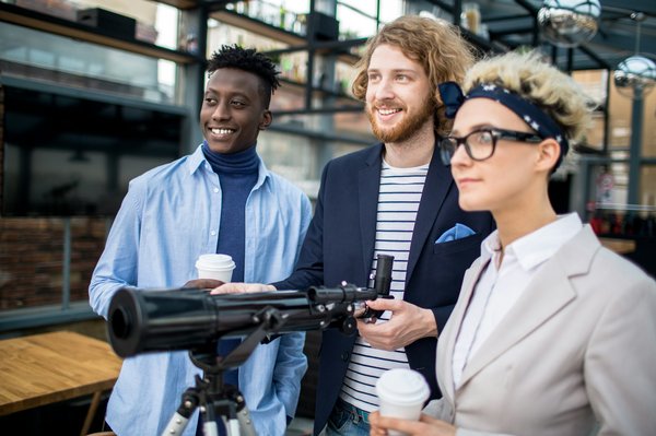 Quels sont les meilleurs spots pour observer les lions dans la réserve de Selous, Tanzanie : périodes et lieux ?